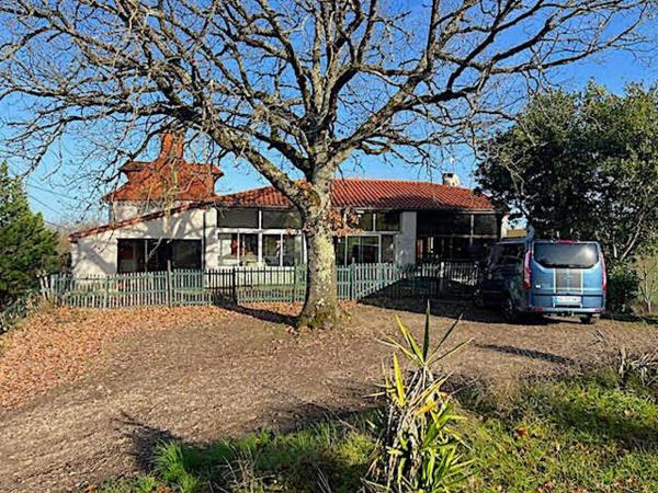 Maison de campagne en pierres