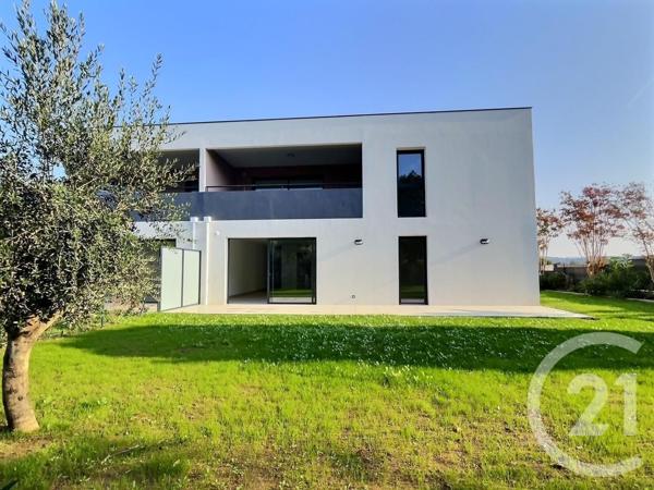 Appartement T3 à vendre  3 pièces - 73,90 m2 FREJUS - 83