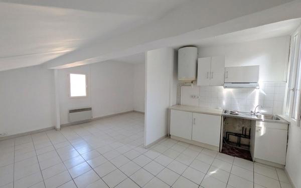 Appartement à vendre    1 pièce • 23 m2 Avignon