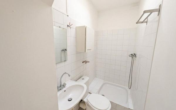Appartement à vendre    1 pièce • 23 m2 Avignon