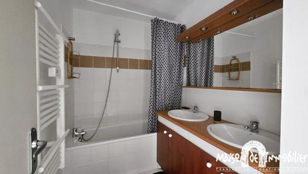 Location Appartement meublé de 3 pièces - 57m² - Balcons et parking - COGNAC Détails des diagnostics énergétiques