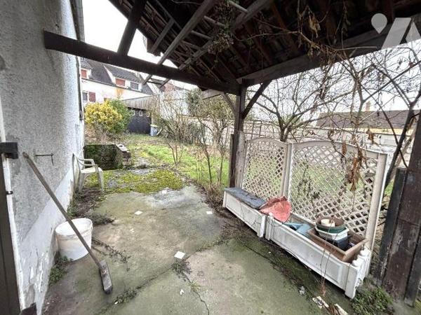 Venez découvrir, dans le quartier de Fonteneilles cette maison à rénover d'environ 63m² habitab...