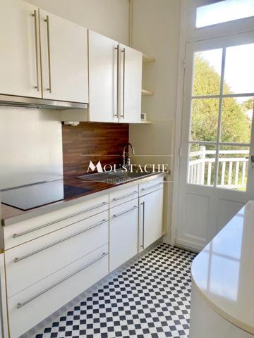 MAISON /VILLA BELLE ÉPOQUE - LA PLAGE AU BOUT DE L'ALLÉE -