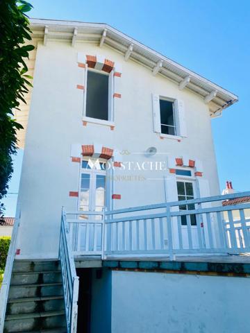 MAISON /VILLA BELLE ÉPOQUE - LA PLAGE AU BOUT DE L'ALLÉE -