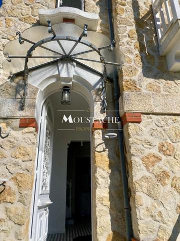 MAISON /VILLA BELLE ÉPOQUE - LA PLAGE AU BOUT DE L'ALLÉE -