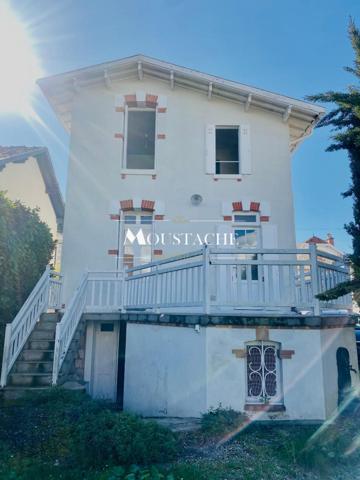 MAISON /VILLA BELLE ÉPOQUE - LA PLAGE AU BOUT DE L'ALLÉE -