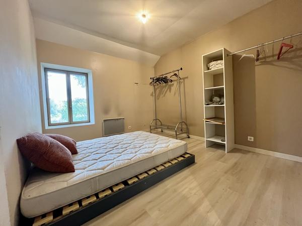 Charmante maison de village en pierres