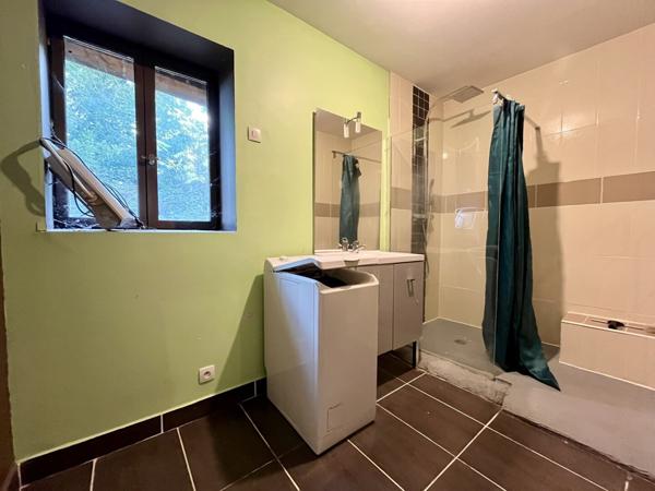 Charmante maison de village en pierres