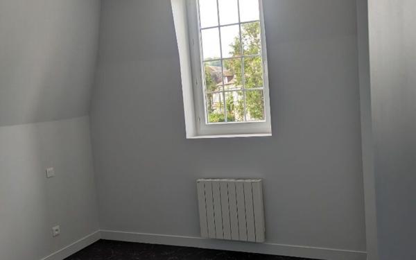 Appartement à louer    1 pièce •  Pont-Audemer