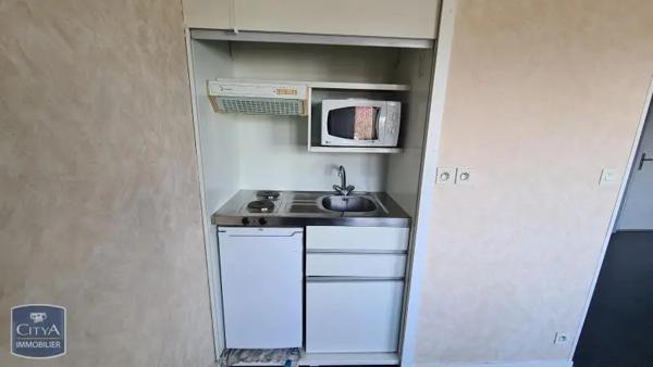 Appartement à louer 1 pièce 31.38m² Saint-Benoît (86280)