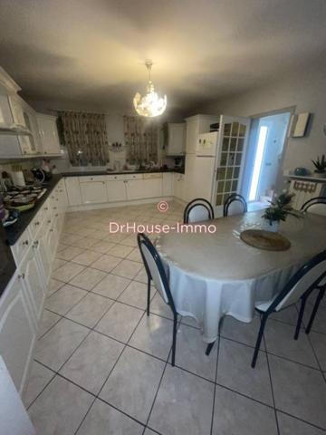 Maison à vendre 14 pièces de 285 m²