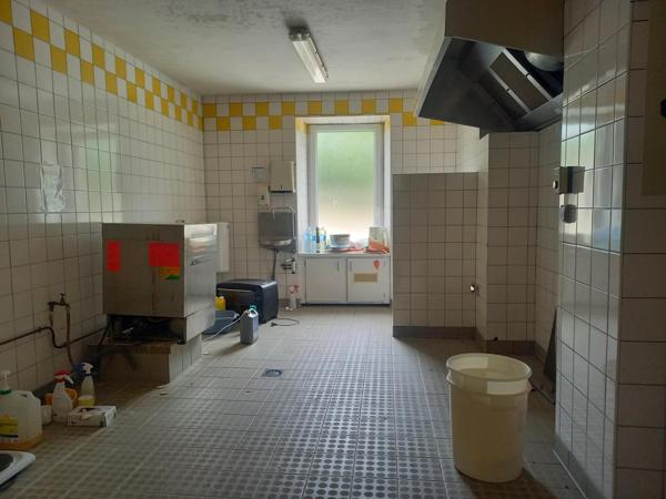 Maison à GUERLESQUIN, 29650 - 9 pièces 267m²