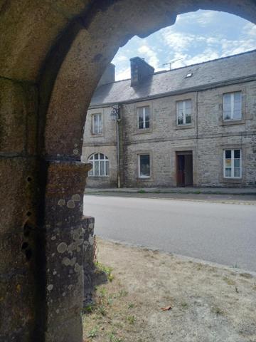 Maison à GUERLESQUIN, 29650 - 9 pièces 267m²