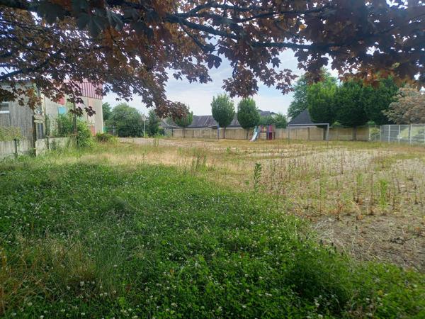 Maison à GUERLESQUIN, 29650 - 9 pièces 267m²