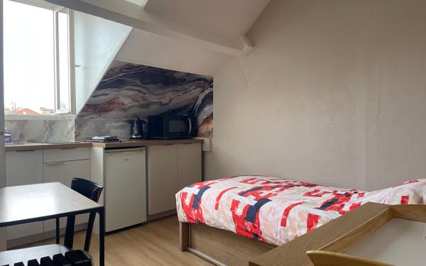Appartement à vendre    1 pièce • 11,65 m2 Maisons-Alfort