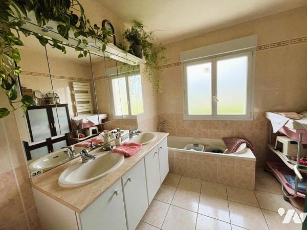 SAINTE JAMME SUR SARTHE Maison 91m² sur 1524m² de terrain