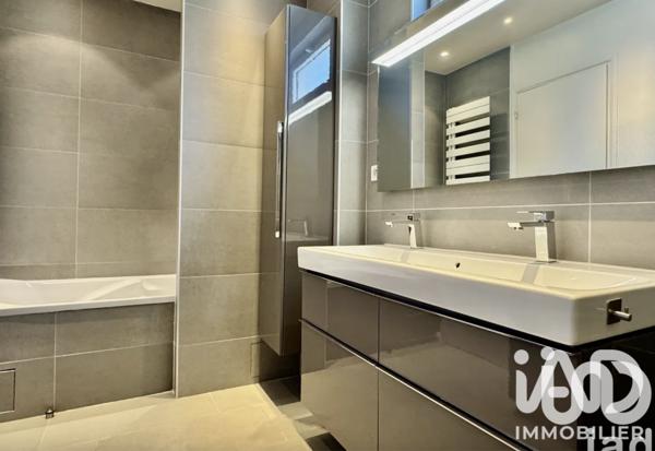 Appartement à vendre 7 pièces 150 m² Suresnes
