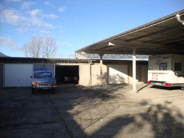 Annexes stationnement