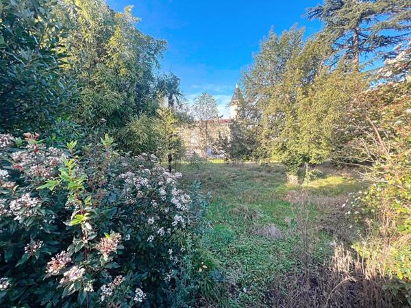 Chartreuse à Lormont + Jardin de 4000m² contructible