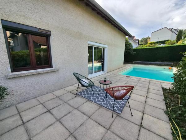 Maison à Roche-la-Molière, 42230 - 7 pièces 140m²