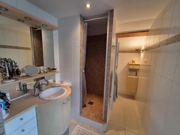 Maison à Roche-la-Molière, 42230 - 7 pièces 140m²