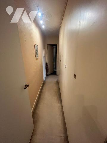 La SAS RR NOTAIRES vous propose en exclusivité un appartement de type T4.

Situé dans le quar...