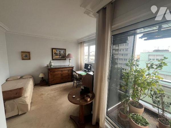 La SAS RR NOTAIRES vous propose en exclusivité un appartement de type T4.

Situé dans le quar...