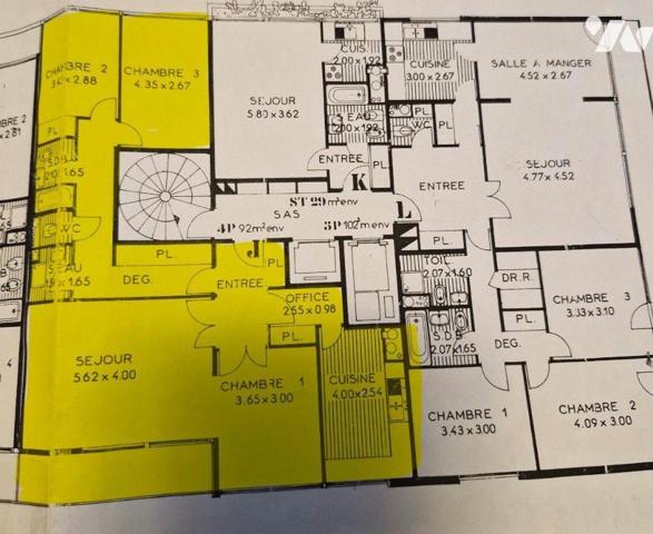 La SAS RR NOTAIRES vous propose en exclusivité un appartement de type T4.

Situé dans le quar...