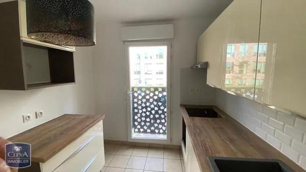 Appartement à louer 2 pièces 43m²