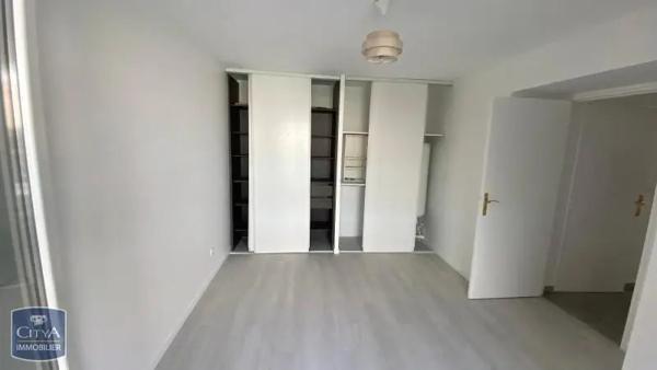 Appartement à louer 2 pièces 43m²