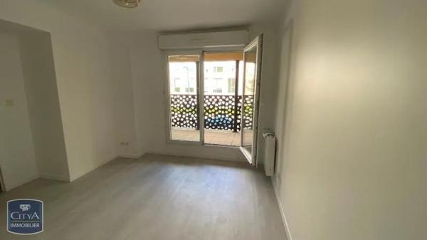 Appartement à louer 2 pièces 43m²