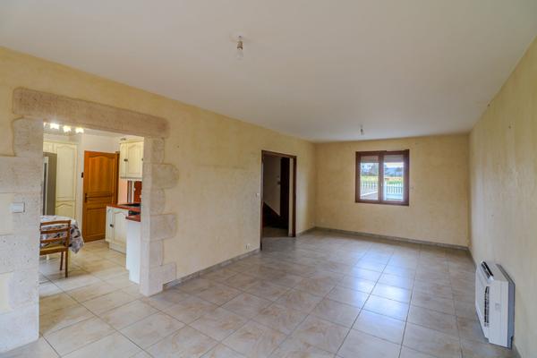 Maison 5 chambres, 2 garages, climatisation, 5 minutes autoroute, Chaulgnes, 15 minutes Nevers, 2h30 Paris