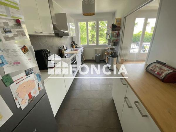 Location Maison 6 pièces 171 m² - 17 B Rue du Haut Chapelet Saint Germain En Laye 78100