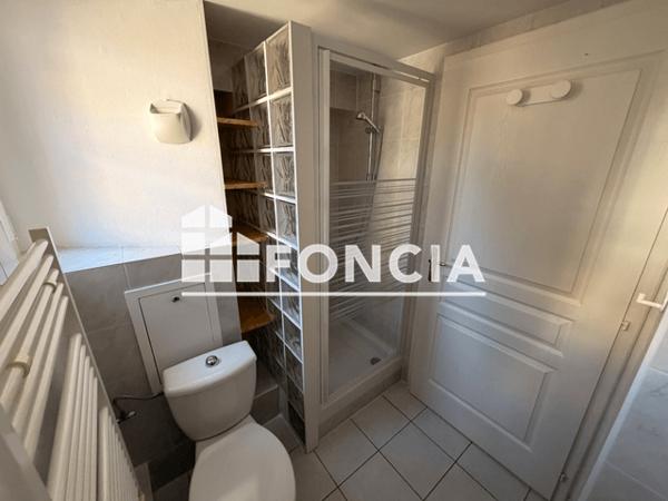 Location Studio 22.1 m² - 14 RUE DU BAIN AUX PLANTES Strasbourg 67000