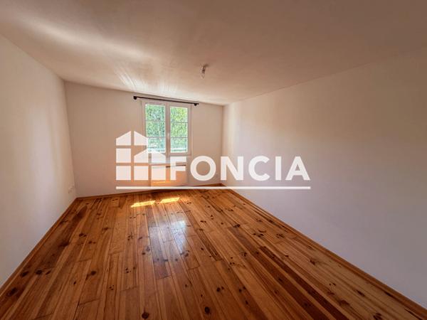 Location Studio 22.1 m² - 14 RUE DU BAIN AUX PLANTES Strasbourg 67000