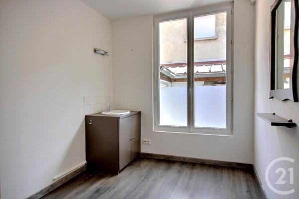 Maison à vendre  7 pièces - 180 m2 SEZANNE - 51