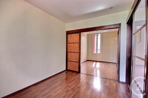 Maison à vendre  7 pièces - 180 m2 SEZANNE - 51