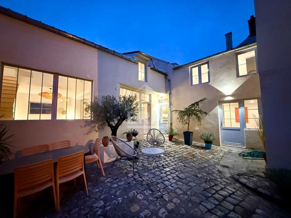 Maison de charme rénovée coeur du vieux village de Louveciennes