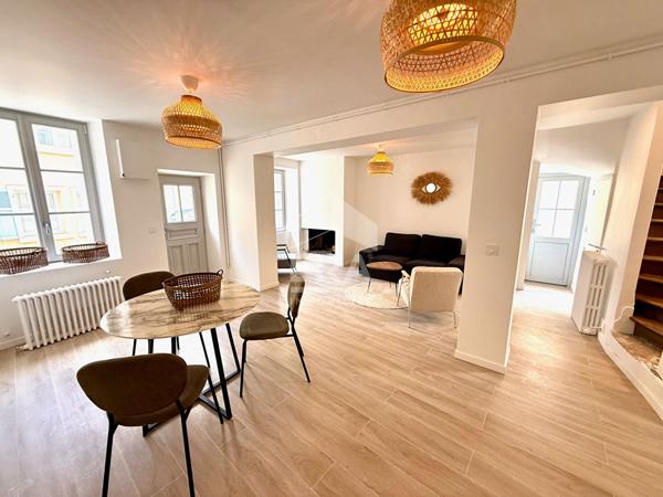 Maison de charme rénovée coeur du vieux village de Louveciennes