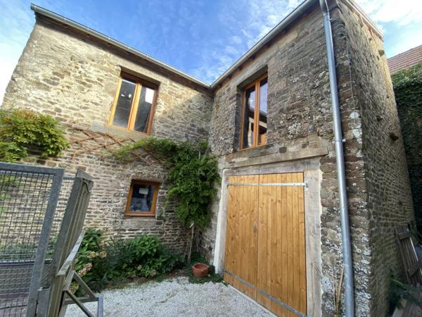 Charmante maison en pierre rénovée avec goût  5km Clécy