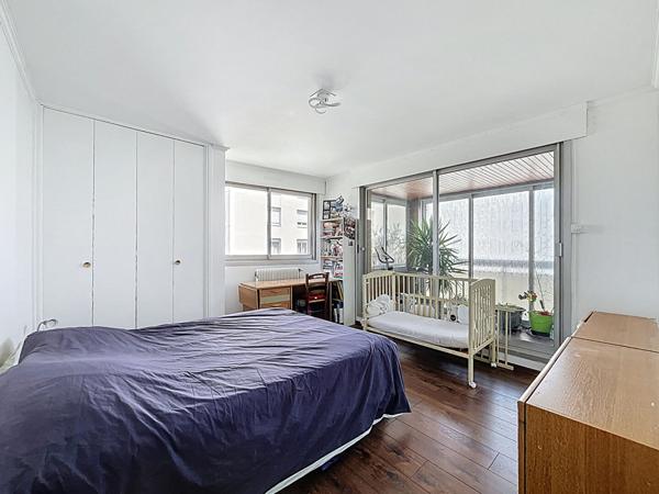 Appartement Suresnes 4 pièce(s) 98.5 m2