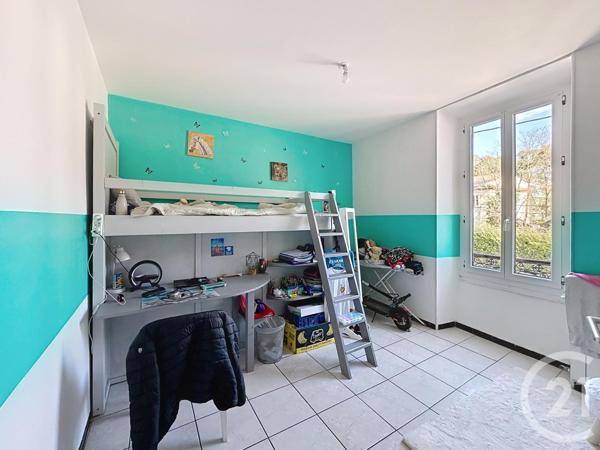 Immeuble à vendre  225 m2 ST MARTIN DE VALGALGUES - 30
