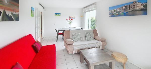 Appartement T3: accès direct au garage, terrasse, jardin