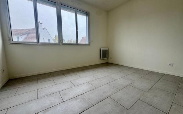 Maison à vendre    3 pièces • 75 m2 Harly