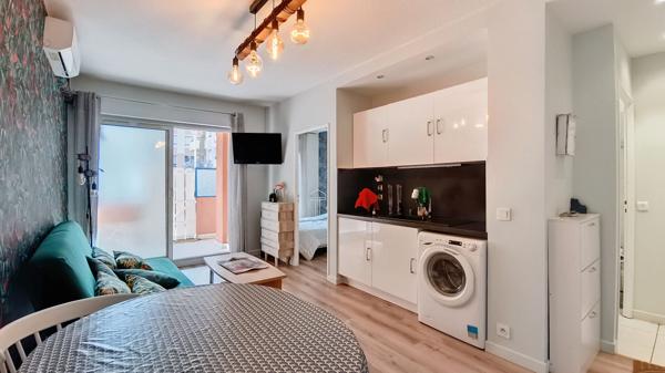 PORT FREJUS T2 TERRASSE CAVE