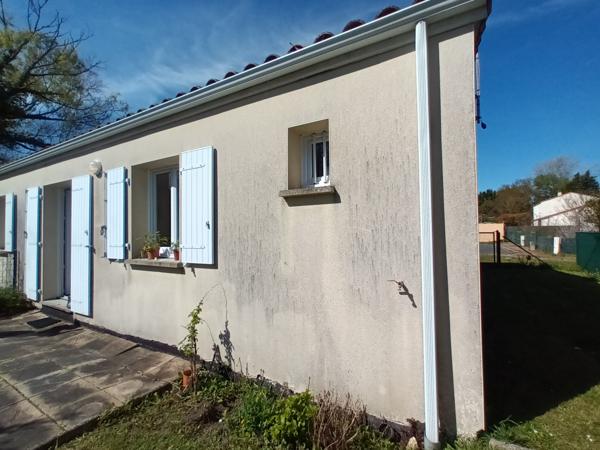 Maison  5 pièce(s)  4 chambre(s)  100.41 m²