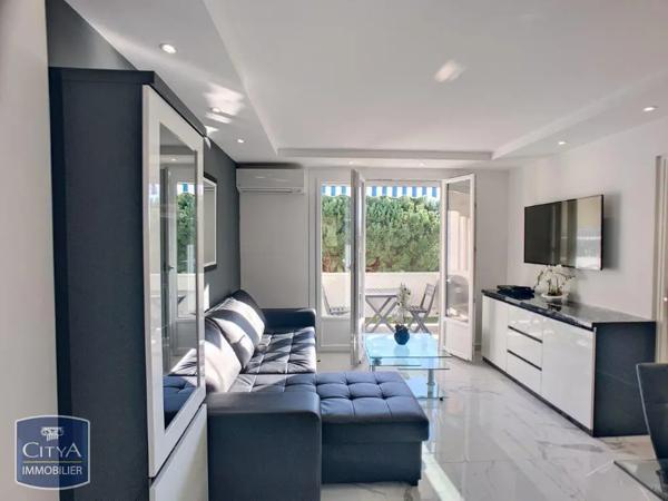 Appartement à louer 4 pièces 66m²