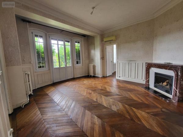 Maison à vendre à Saint-Brice-Courcelles dans la Marne (51370), ref : 51048-782