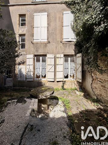 Immeuble à vendre 418 m² Langres