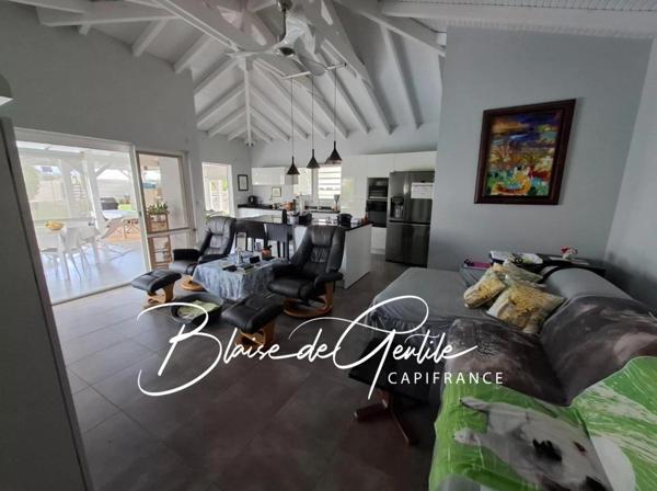 Maison à vendre 4 pièces LE MOULE (971)